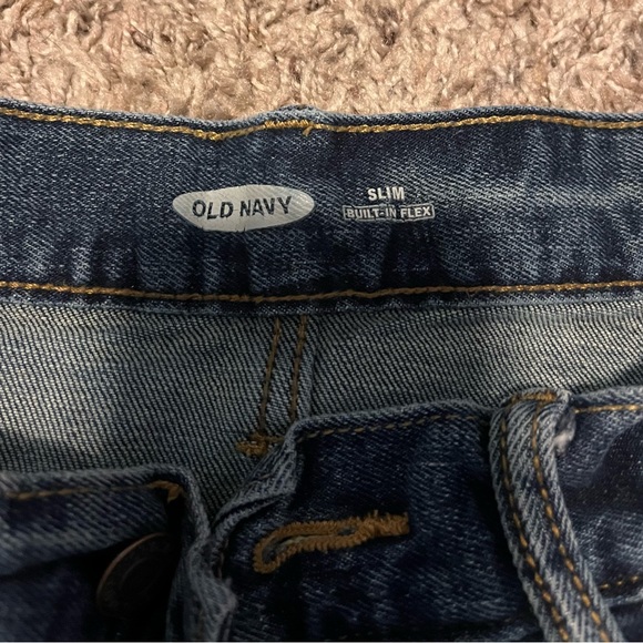 Old Navy Men’s Slim Built In Flex Jean Shorts - Size 32 - Picture 2 of 5